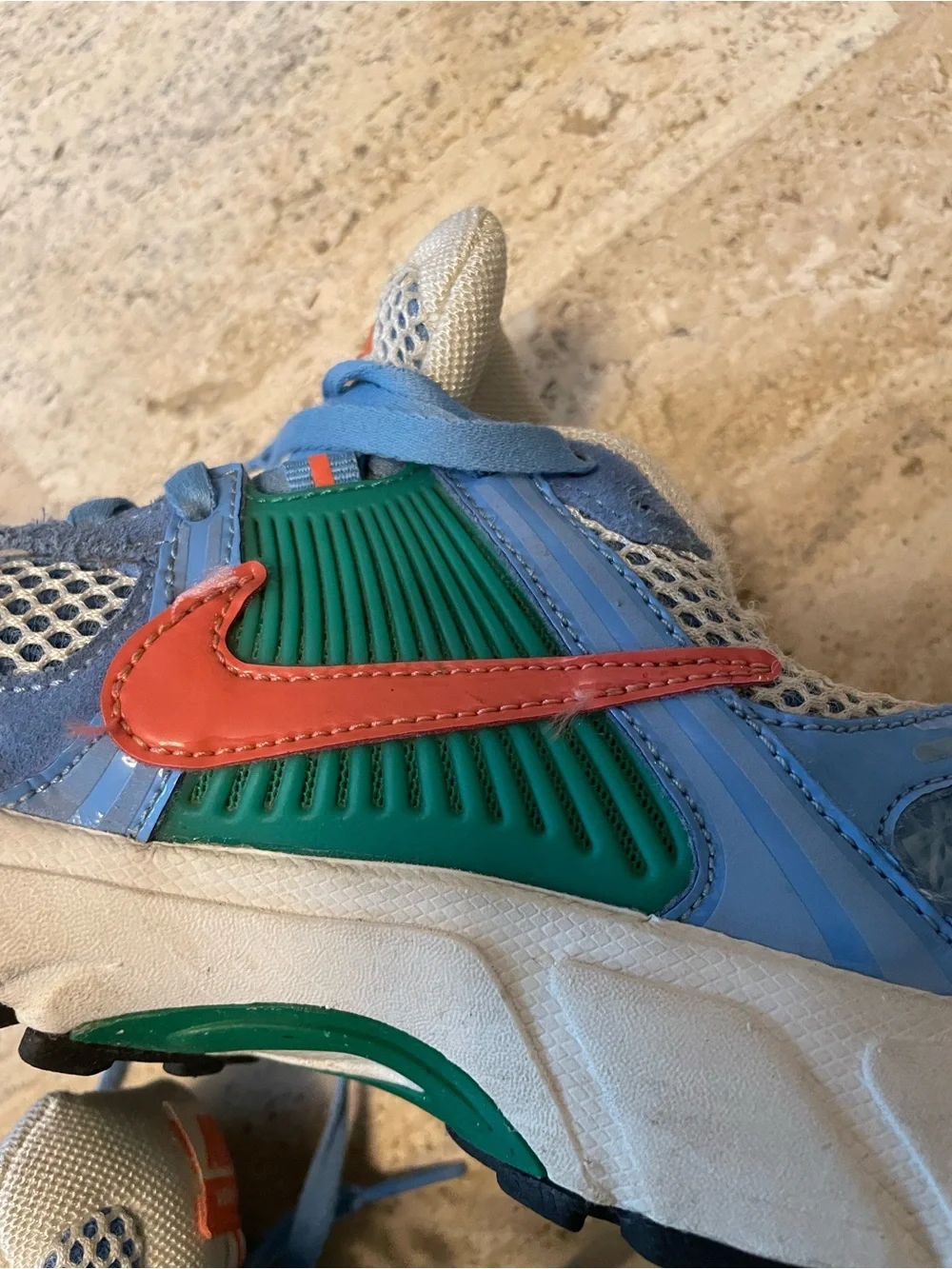 Nike Big Kids Vomero 5